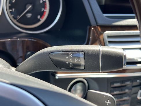 Used 2014 Mercedes-Benz E 350 4MATIC Sedan image 18