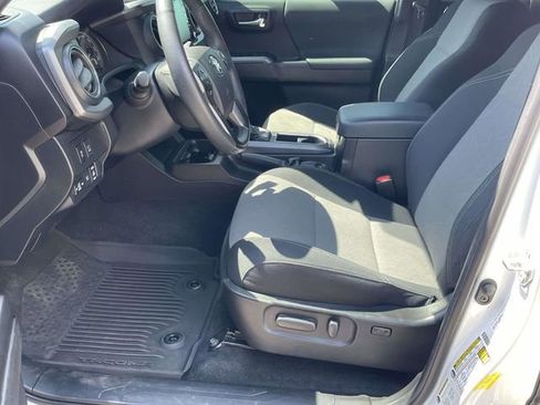 Used 2023 Toyota Tacoma TRD Sport w/ Advanced Technology Package AWD/4WD image 7