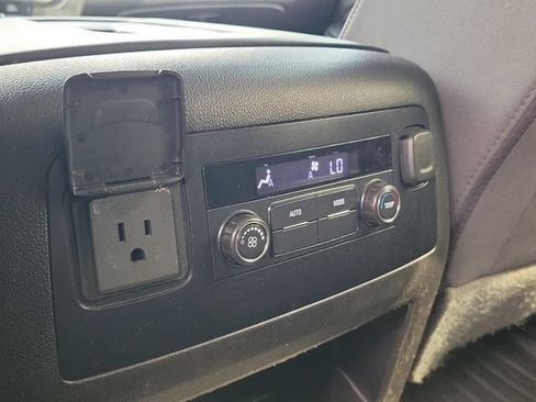 Used 2019 Chevrolet Tahoe LS RWD image 21