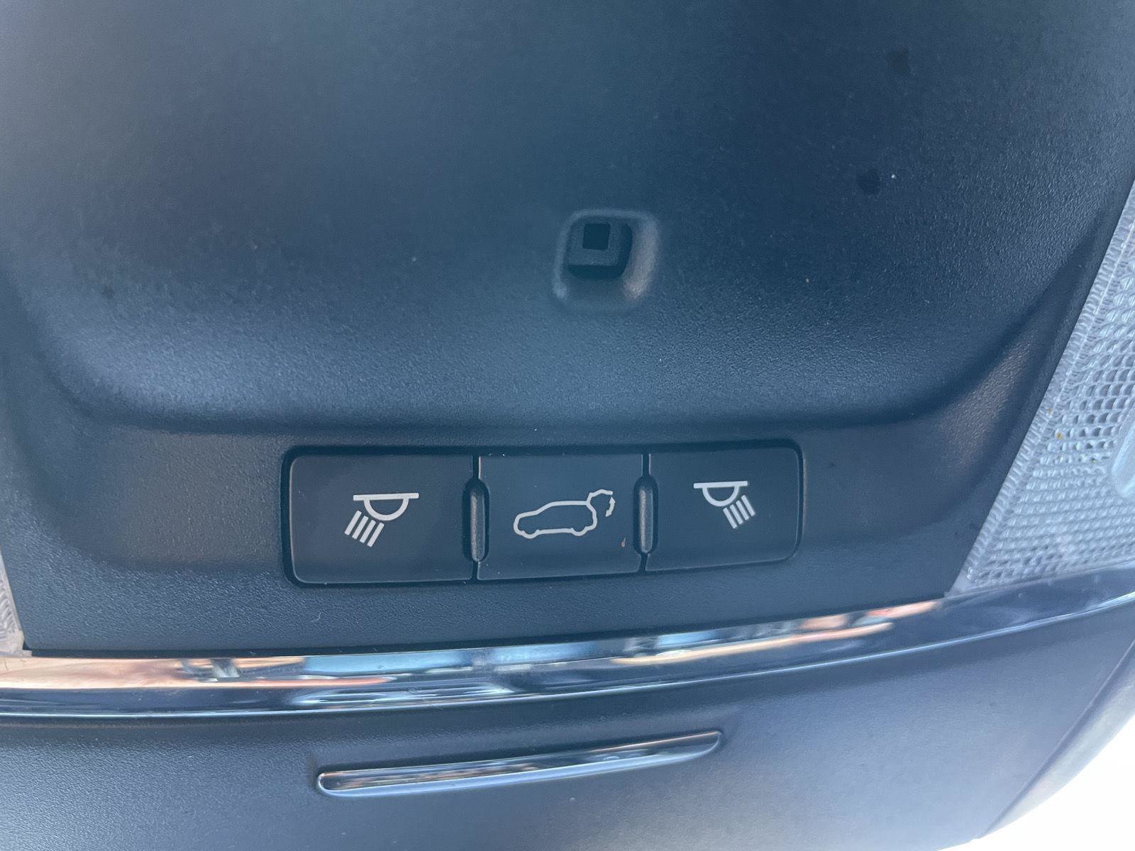 Used 2018 Jeep Grand Cherokee Altitude AWD/4WD image 27