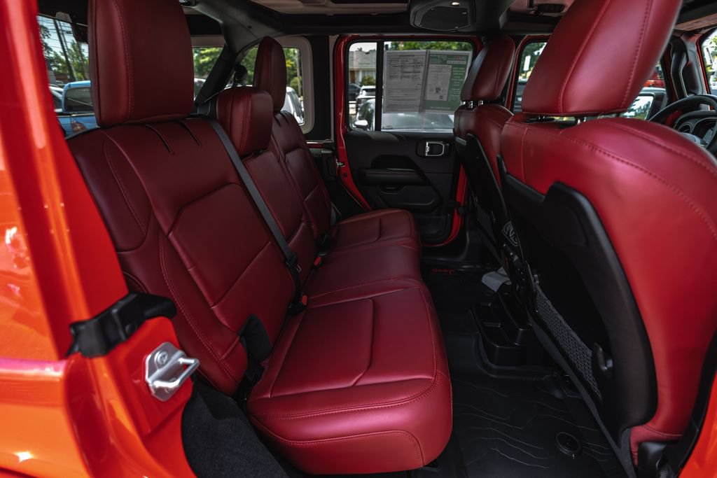 Used 2024 Jeep Wrangler Unlimited Rubicon 392 AWD/4WD image 35