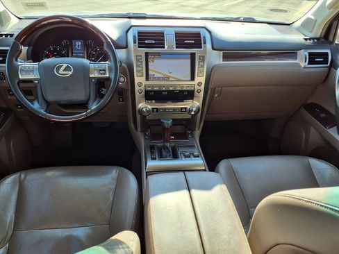 Used 2017 Lexus GX 460 Premium image 11