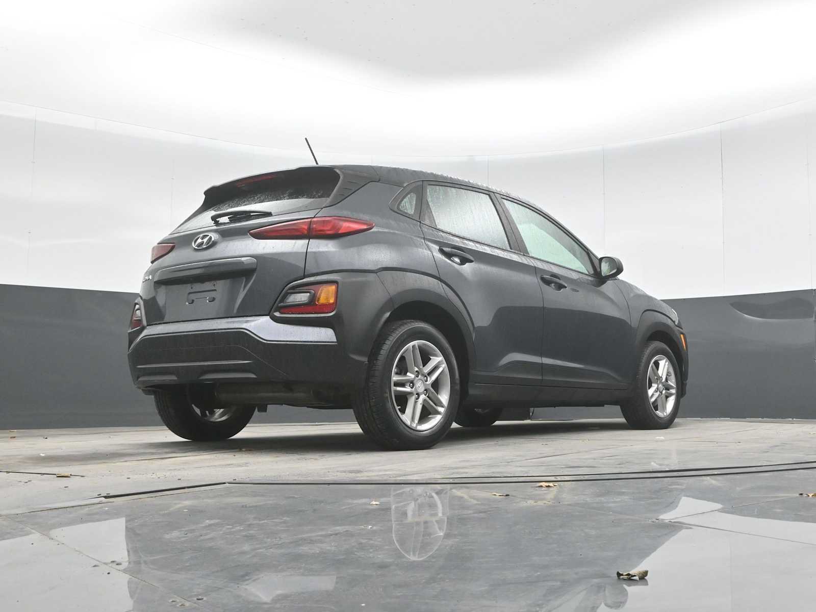 Used 2019 Hyundai Kona SE FWD image 34