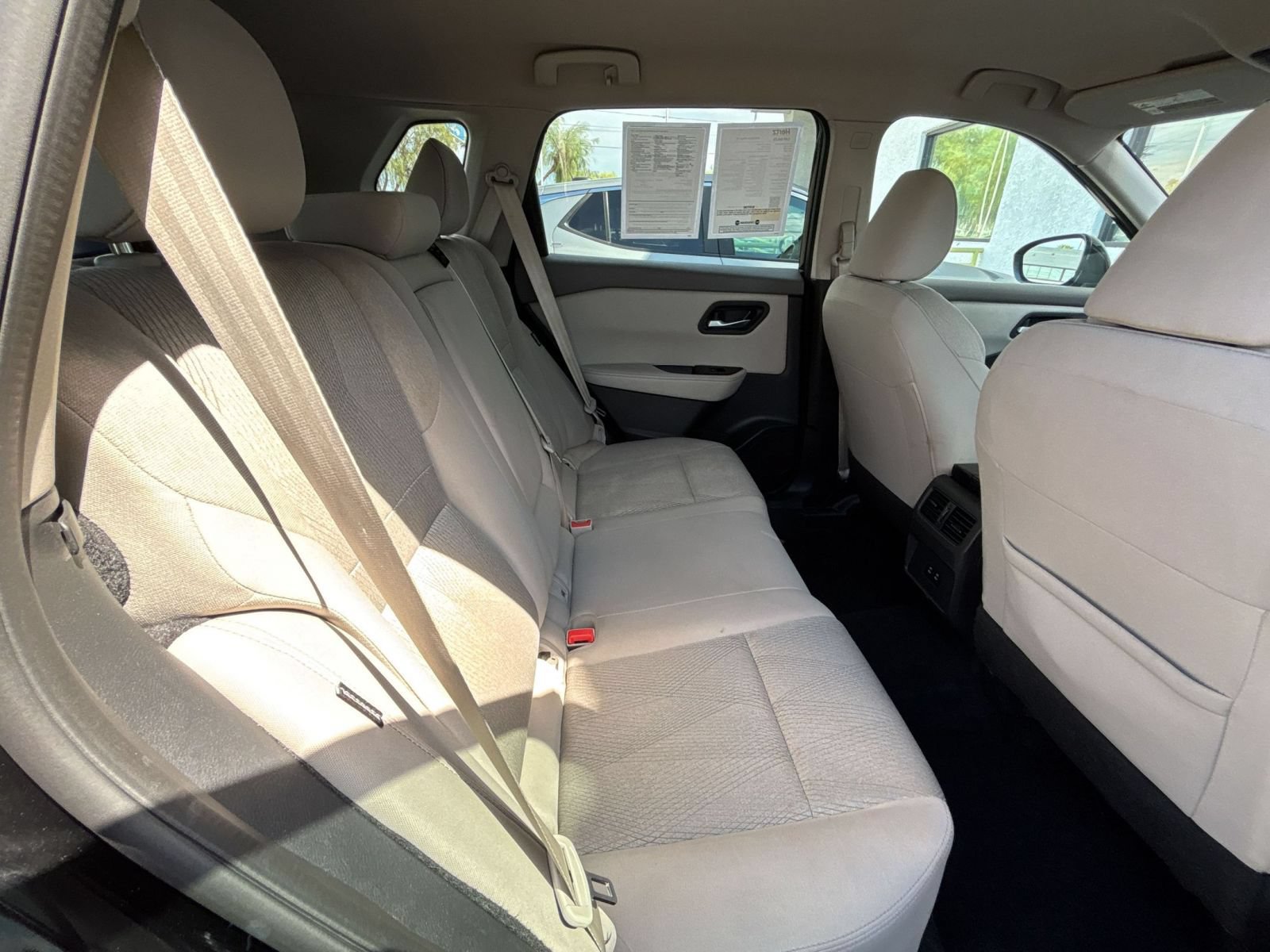 Used 2025 Nissan Rogue SV AWD/4WD image 12