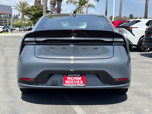 New 2026 Toyota Prius Plug-In Hybrid FWD image 12