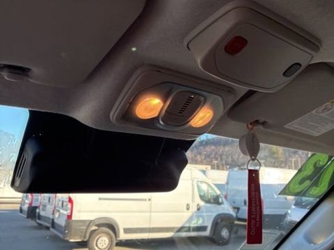 Used 2023 RAM ProMaster 2500 FWD image 38