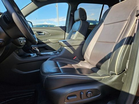 Used 2023 Chevrolet Traverse Premier w/ LPO, Floor Liner Package AWD/4WD image 15