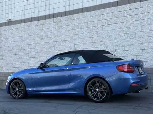Used 2016 BMW M235i Convertible image 15