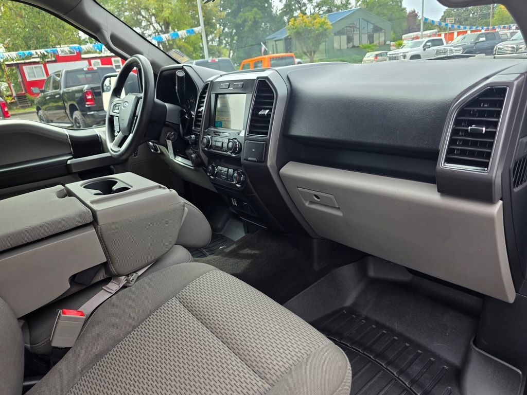 Used 2019 Ford F150 XLT w/ Heavy-Duty Payload Package AWD/4WD image 23