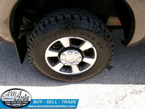 Used 2015 Ford F250 Lariat w/ Lariat Interior Package image 19