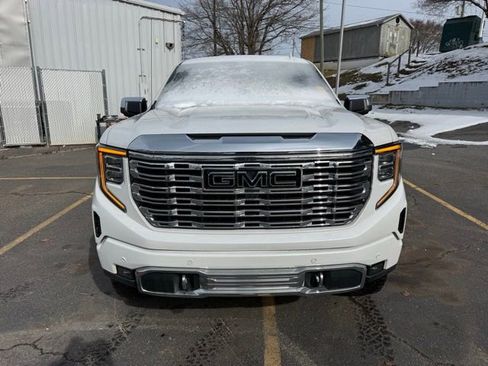 Used 2025 GMC Sierra 1500 Denali w/ Technology Package image 3