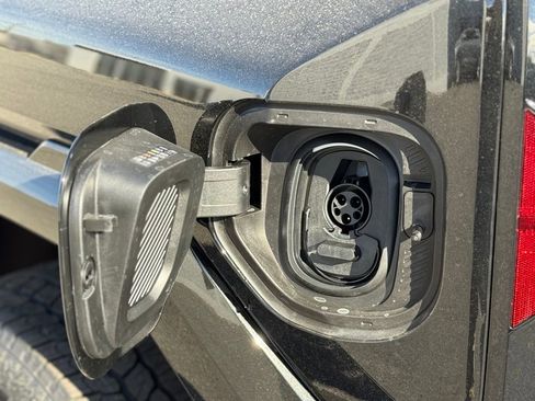 New 2026 GMC Hummer EV SUV image 3