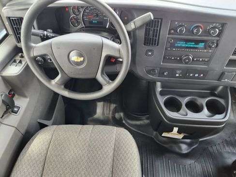 New 2025 Chevrolet Express 2500 RWD image 27