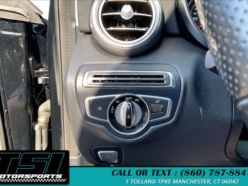 Used 2017 Mercedes-Benz C 300 4MATIC Sedan image 32