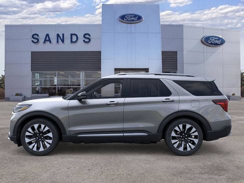 New 2026 Ford Explorer Platinum w/ LUX Leather Package AWD/4WD image 3