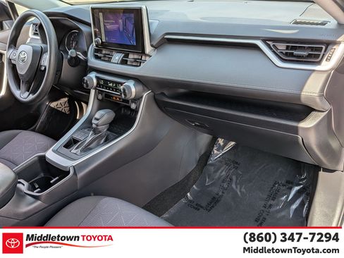 Certified 2025 Toyota RAV4 XLE AWD/4WD image 37