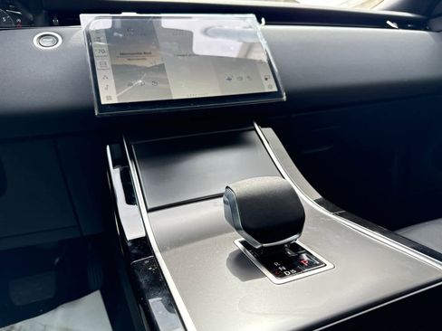 New 2026 Land Rover Range Rover Evoque S AWD/4WD image 10