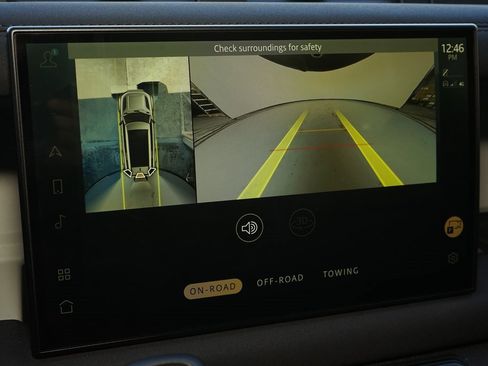 Used 2023 Land Rover Defender 130 X-Dynamic SE image 15