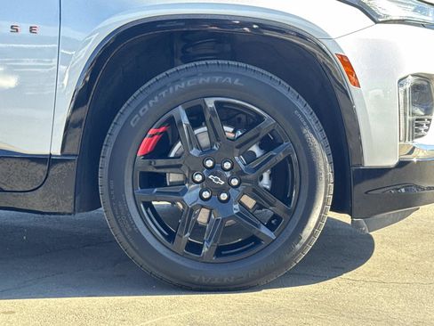 Used 2022 Chevrolet Traverse Premier w/ Redline Edition image 29