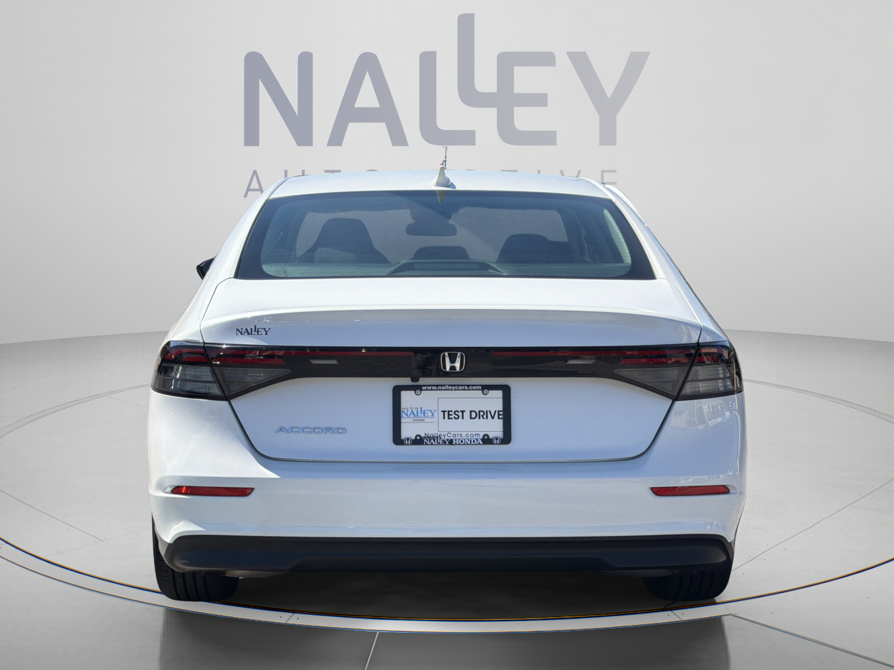 Used 2024 Honda Accord EX image 4