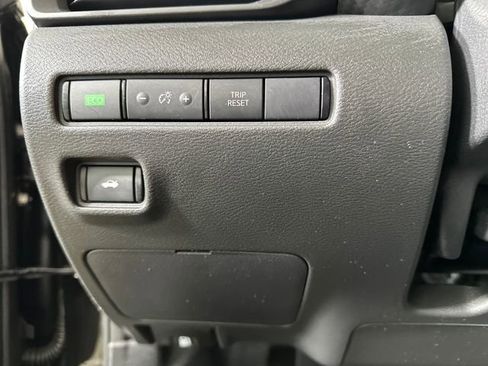 Used 2024 Nissan Sentra S image 18