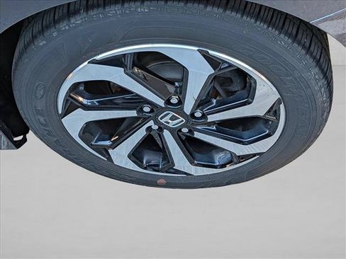 Used 2016 Honda Accord EX image 9