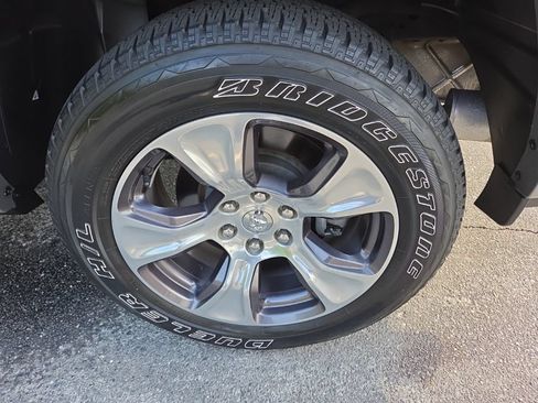 Used 2022 RAM 1500 Laramie RWD image 12