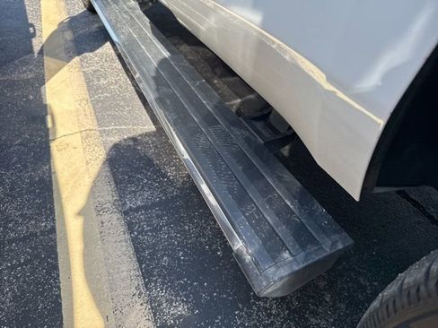 Used 2016 GMC Yukon Denali w/ Open Road Package image 16