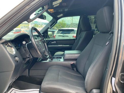Used 2017 Ford Expedition XL w/ Equipment Group 101A AWD/4WD image 9