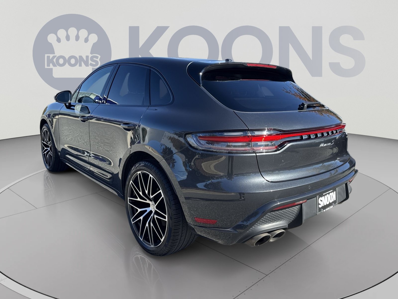 Used 2022 Porsche Macan S AWD/4WD image 4