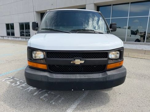 Used 2013 Chevrolet Express 2500 RWD image 8