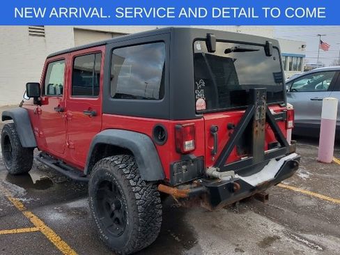 Used 2012 Jeep Wrangler Unlimited Sport image 8