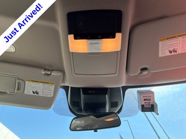 Used 2025 Nissan Rogue SV AWD/4WD image 29
