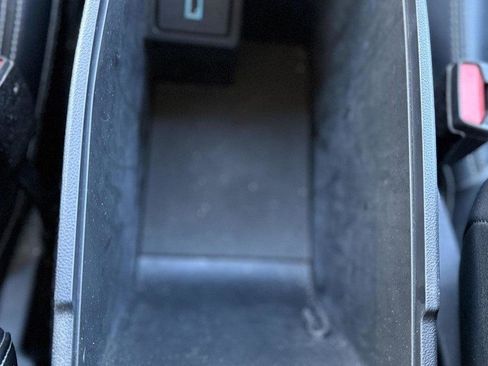 Used 2020 Ford Escape SEL image 33