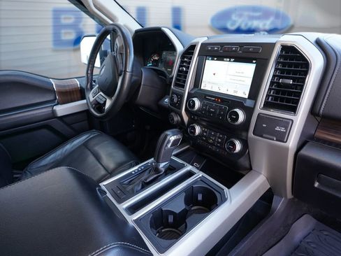 Used 2017 Ford F150 Lariat w/ Equipment Group 502A Luxury AWD/4WD image 26
