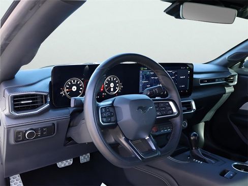 Used 2024 Ford Mustang GT Premium image 18