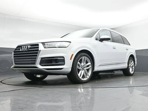 Used 2018 Audi Q7 3.0T Prestige w/ Prestige Package image 12