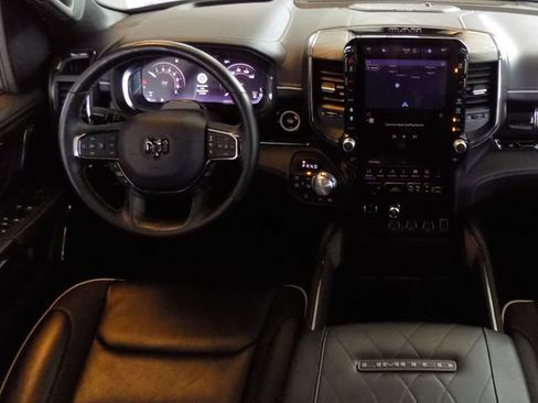 Used 2025 RAM 1500 Limited AWD/4WD image 16
