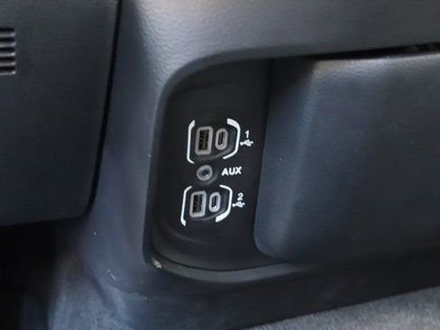 Used 2024 RAM 1500 Big Horn image 27