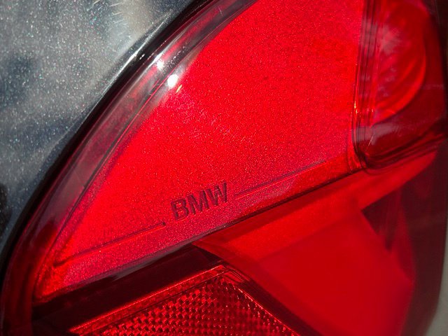 Used 2018 BMW 320i xDrive Sedan AWD/4WD image 13