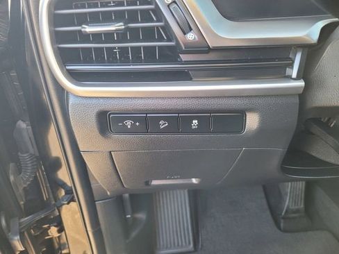 Used 2024 Kia Telluride LX FWD image 22