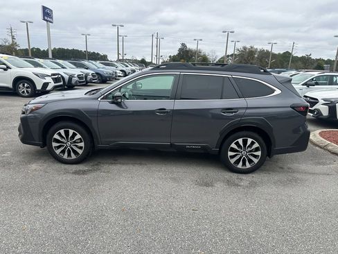 Used 2025 Subaru Outback Limited w/ Popular Package #2 AWD/4WD image 12