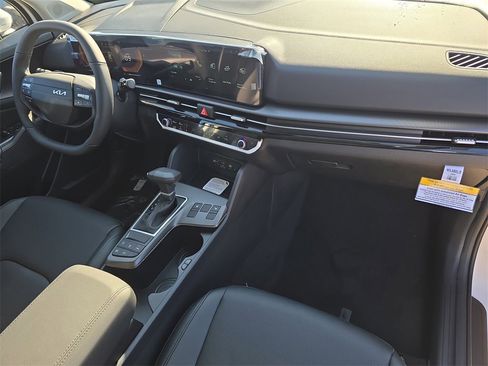 New 2026 Kia Sportage EX image 14