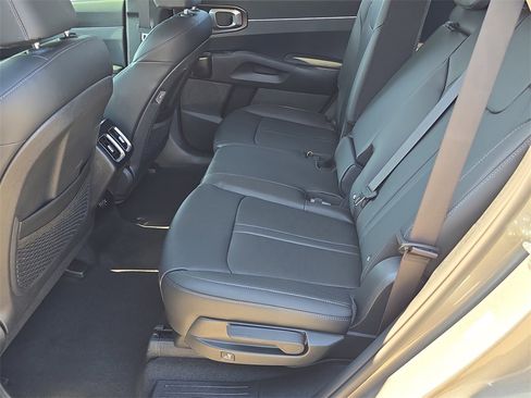 New 2026 Kia Sorento EX image 17