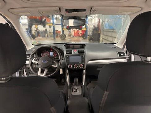 Used 2018 Subaru Forester 2.5i Premium w/ All-Weather Package AWD/4WD image 17