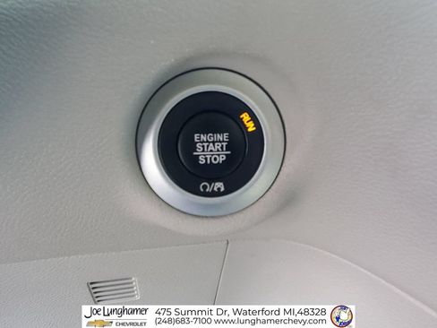 Used 2022 Chrysler Pacifica Touring-L FWD image 17