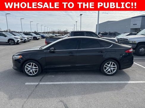 Used 2013 Ford Fusion SE image 4