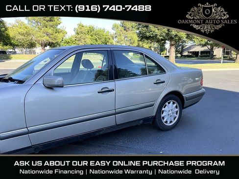 Used 1997 Mercedes-Benz E 320 Sedan image 4