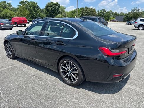Used 2021 BMW 330i xDrive Sedan w/ Convenience Package AWD/4WD image 5