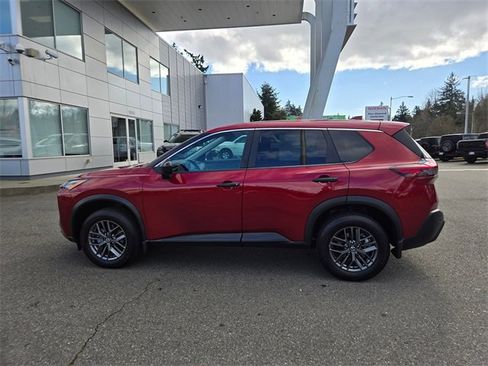 Used 2021 Nissan Rogue S image 11